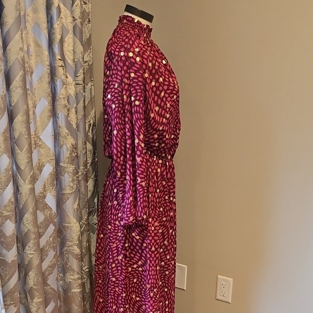 Scoop NYC Fuchsia and Gold Long Sleeve Dress - Picture 2 of 5